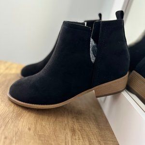 Journee Collection Mini Boot